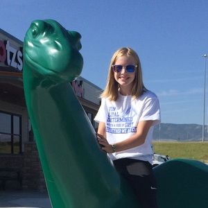 Meet your Posher, Abby